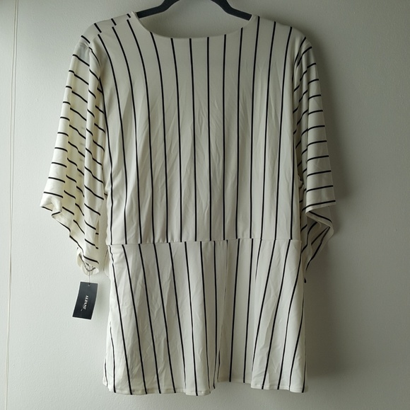 Elegant striped top - Picture 3 of 8